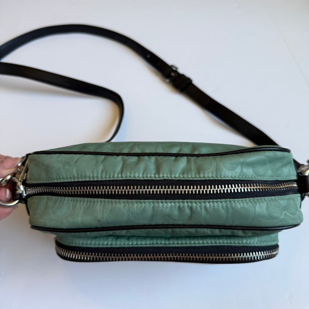 Coach Court Colorblock Crossbody Bag Green White Leather Nylon Signature - Picture 6 of 14